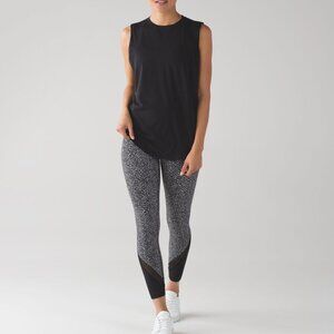 Lululemon Wunder Under Leggings / Tights / Pants (black & white) Luon, High rise